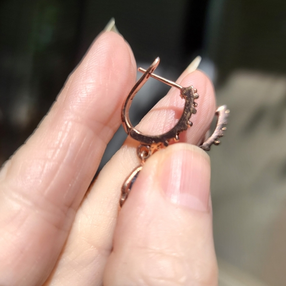 Sapphire & Amethyst Rosegold Earrings - Picture 5 of 11